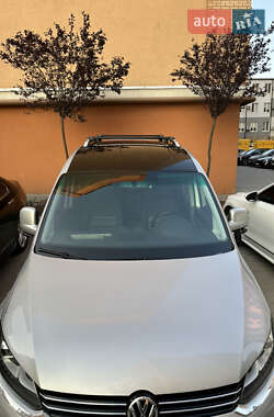 Мінівен Volkswagen Caddy 2011 в 