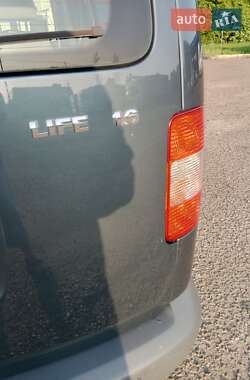 Минивэн Volkswagen Caddy 2006 в 
