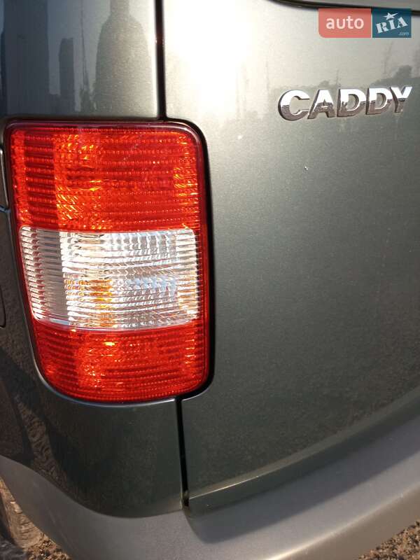 Мінівен Volkswagen Caddy 2006 в Чернівцях