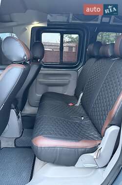 Минивэн Volkswagen Caddy 2005 в 