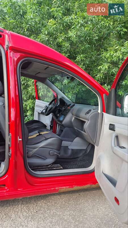 Минивэн Volkswagen Caddy 2009 в 