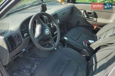Пикап Volkswagen Caddy 2000 в 