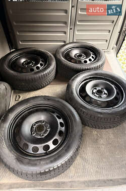 Грузовой фургон Volkswagen Caddy 2009 в 
