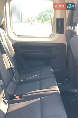 Минивэн Volkswagen Caddy 2016 в 