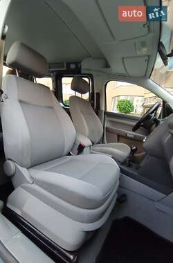 Минивэн Volkswagen Caddy 2010 в 