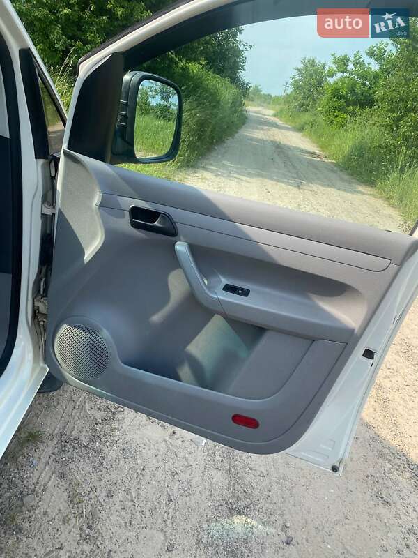 Минивэн Volkswagen Caddy 2007 в Львове фото 13 Минивэн Volkswagen Caddy 2007 в Львове