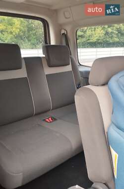 Минивэн Volkswagen Caddy 2011 в 
