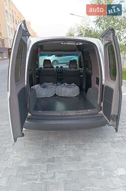 Минивэн Volkswagen Caddy 2014 в Киеве