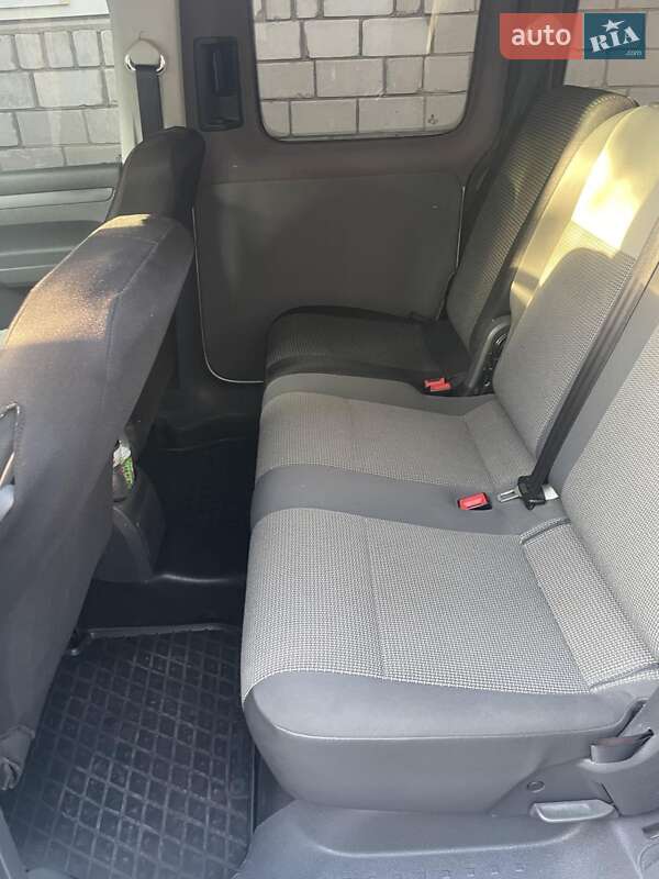 Минивэн Volkswagen Caddy 2011 в Черкассах