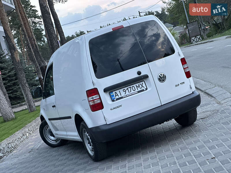 Грузовой фургон Volkswagen Caddy 2013 в Киеве