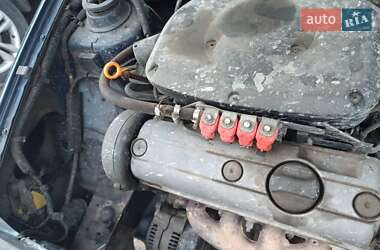 Пикап Volkswagen Caddy 2000 в 