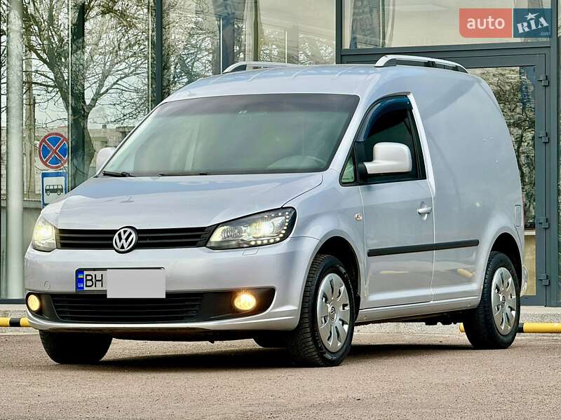 Грузовой фургон Volkswagen Caddy 2016 в Одессе