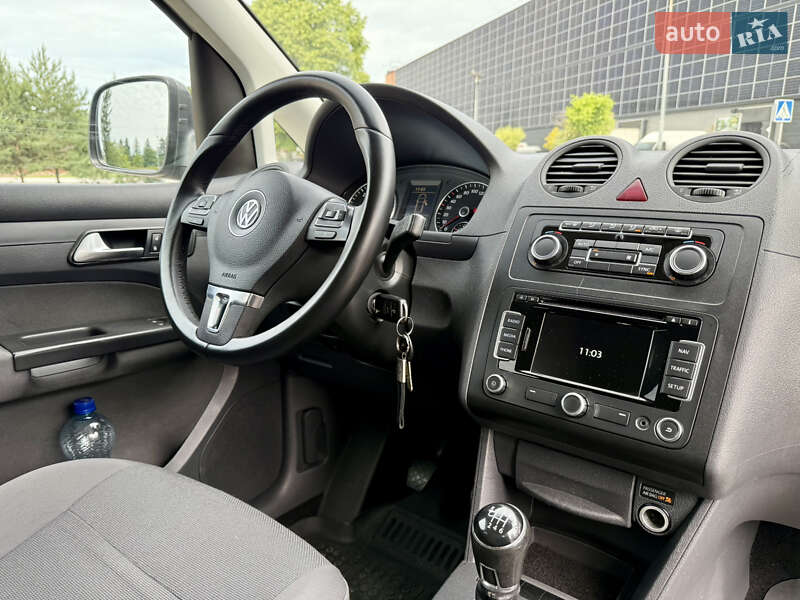 Минивэн Volkswagen Caddy 2014 в Луцке