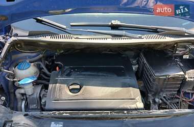 Минивэн Volkswagen Caddy 2004 в 