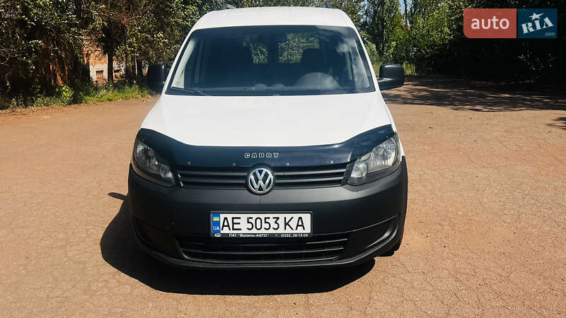 Грузопассажирский фургон Volkswagen Caddy 2011 в Кривом Роге