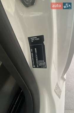 Грузовой фургон Volkswagen Caddy 2012 в 