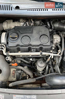 Минивэн Volkswagen Caddy 2008 в 