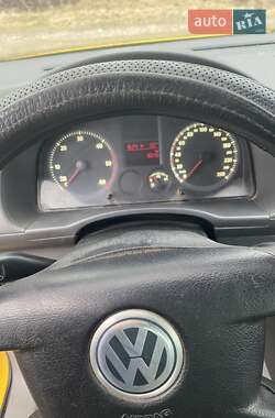 Минивэн Volkswagen Caddy 2005 в 