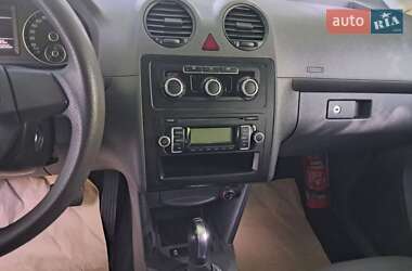 Минивэн Volkswagen Caddy 2010 в 