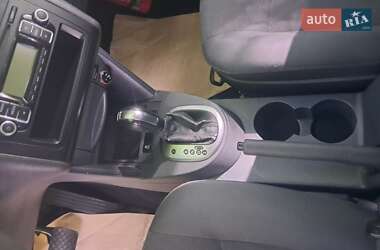 Минивэн Volkswagen Caddy 2010 в 