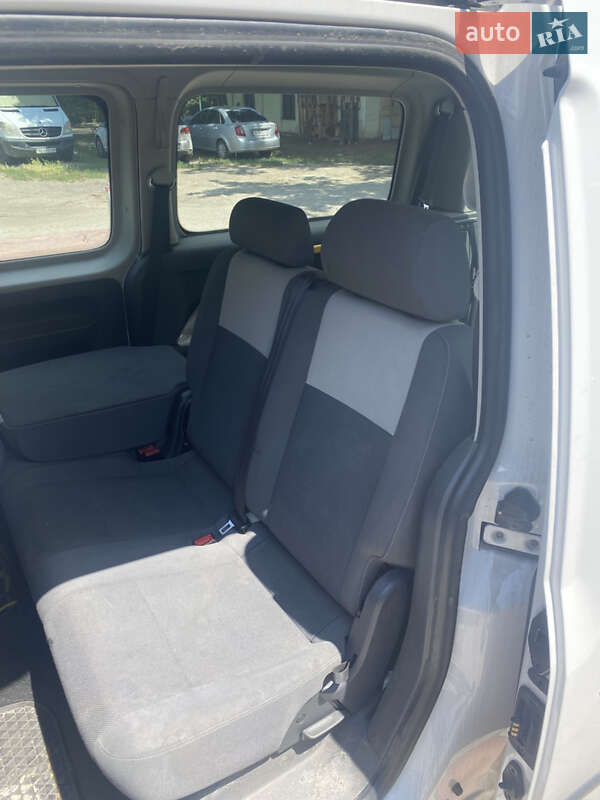 Мінівен Volkswagen Caddy 2012 в Дніпрі