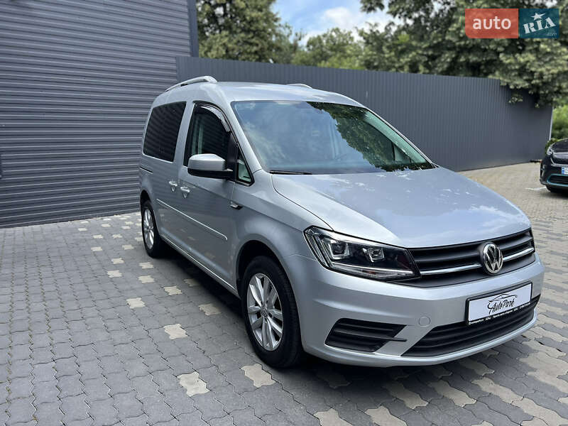 Минивэн Volkswagen Caddy 2017 в Черновцах
