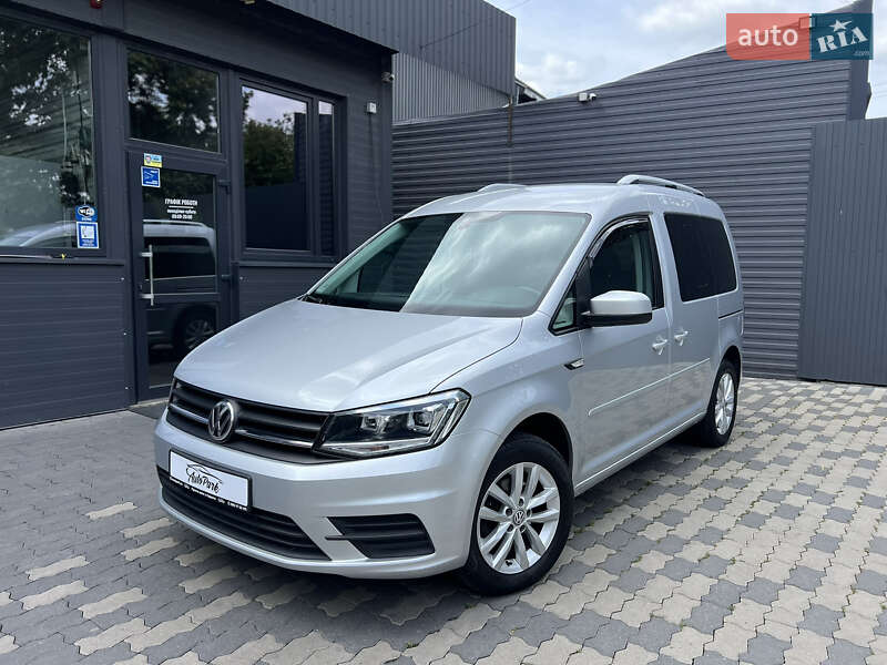 Минивэн Volkswagen Caddy 2017 в Черновцах