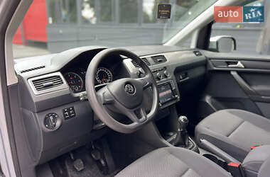Минивэн Volkswagen Caddy 2017 в 