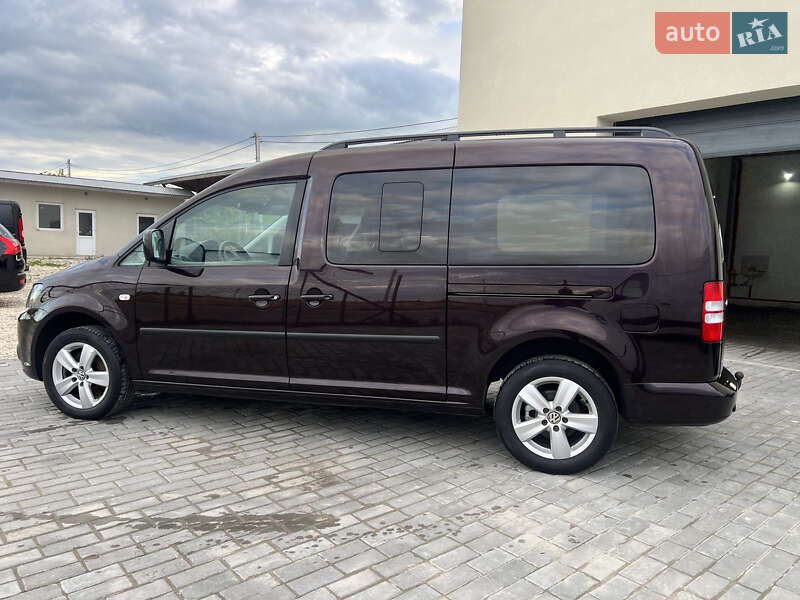 Минивэн Volkswagen Caddy 2010 в Львове