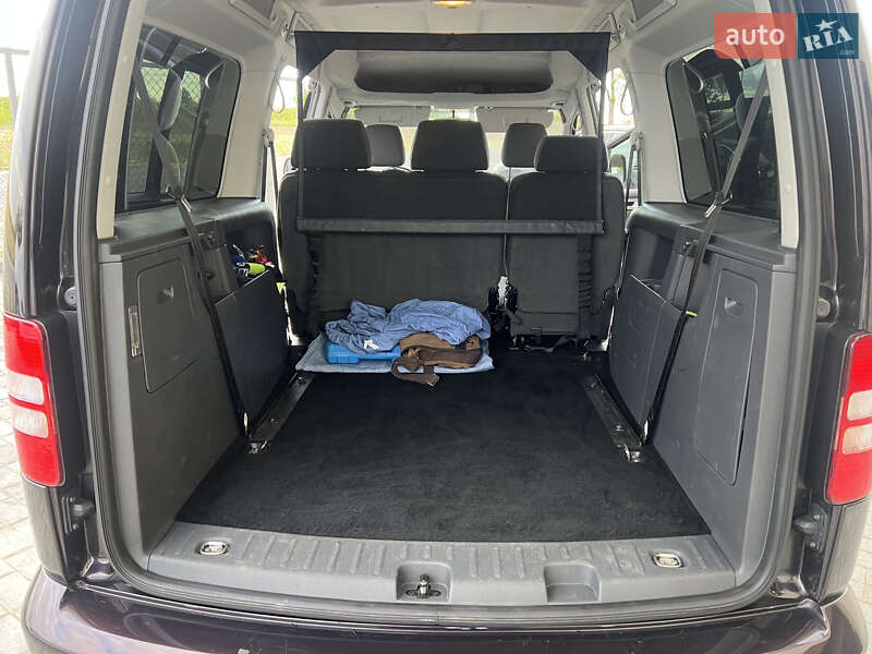 Минивэн Volkswagen Caddy 2010 в Львове