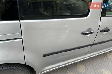 Мінівен Volkswagen Caddy 2009 в Сарнах