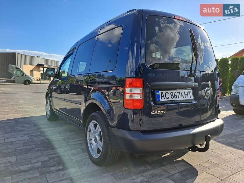 Мінівен Volkswagen Caddy 2011 в Луцьку