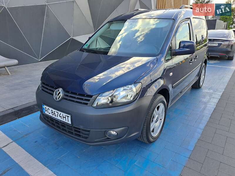 Мінівен Volkswagen Caddy 2011 в Луцьку