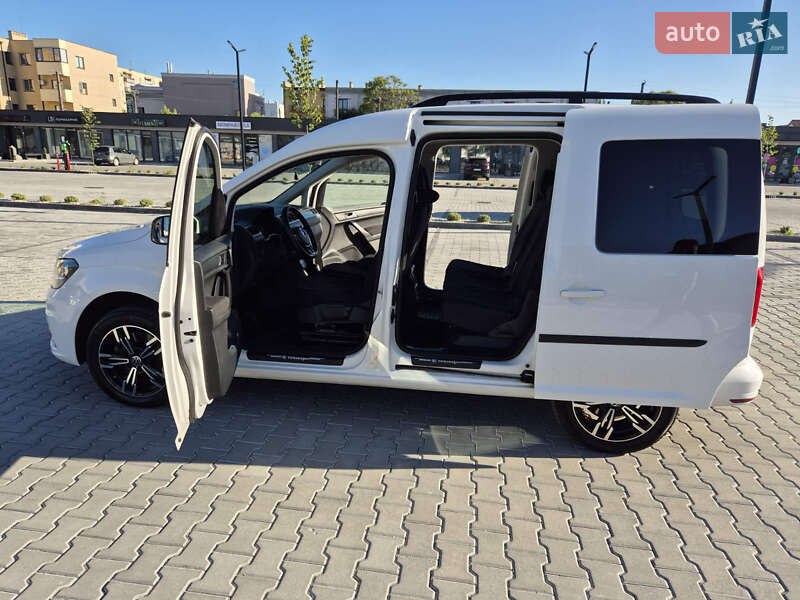 Минивэн Volkswagen Caddy 2020 в Ужгороде