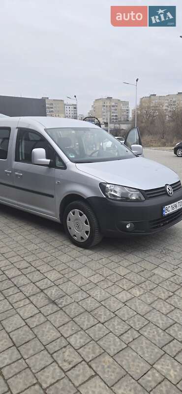 Минивэн Volkswagen Caddy 2011 в 