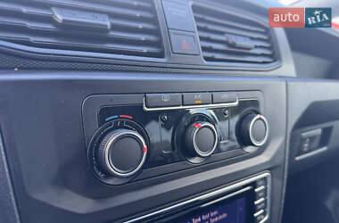 Мінівен Volkswagen Caddy 2016 в 