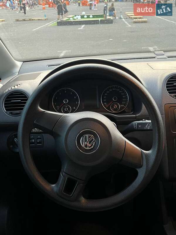 Минивэн Volkswagen Caddy 2013 в Одессе