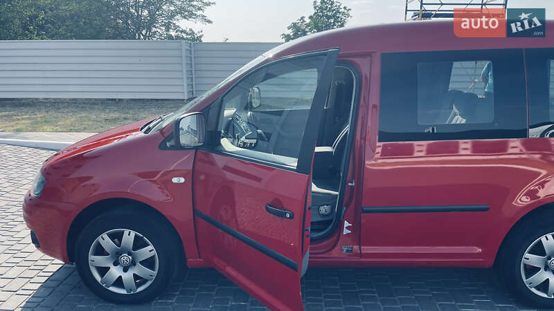 Минивэн Volkswagen Caddy 2005 в Чернигове