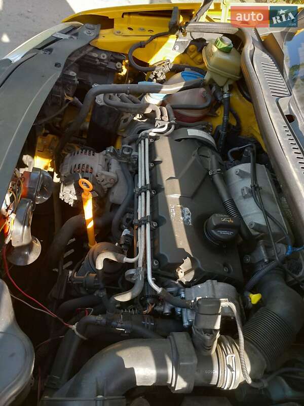 Мінівен Volkswagen Caddy 2006 в Миколаєві