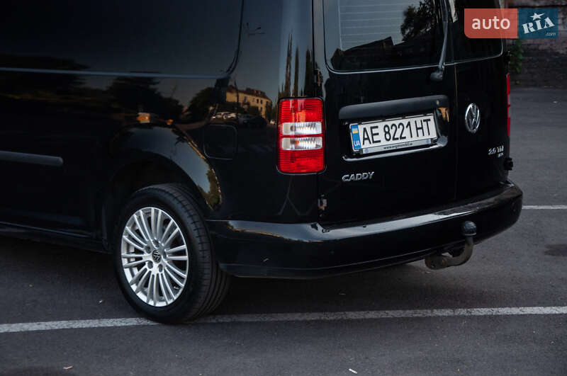 Грузовой фургон Volkswagen Caddy 2011 в Каменском