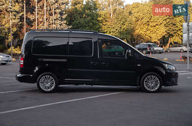 Грузовой фургон Volkswagen Caddy 2011 в 