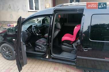 Минивэн Volkswagen Caddy 2011 в 