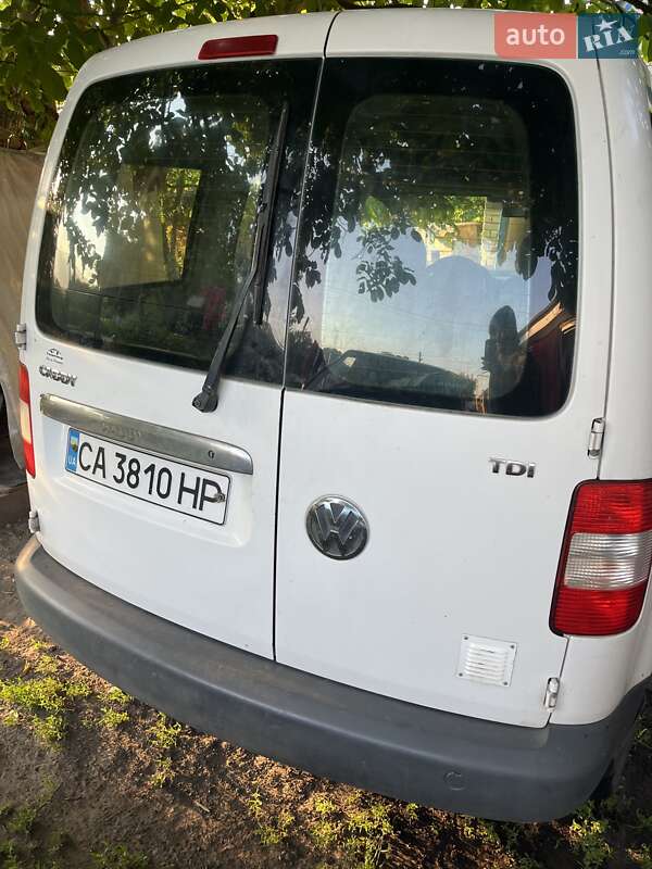 Минивэн Volkswagen Caddy 2009 в Чернобае