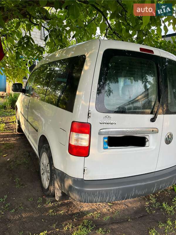 Минивэн Volkswagen Caddy 2009 в Чернобае