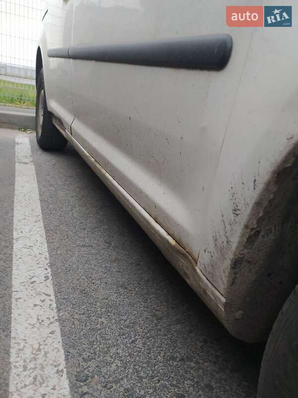 Мінівен Volkswagen Caddy 2006 в Черкасах
