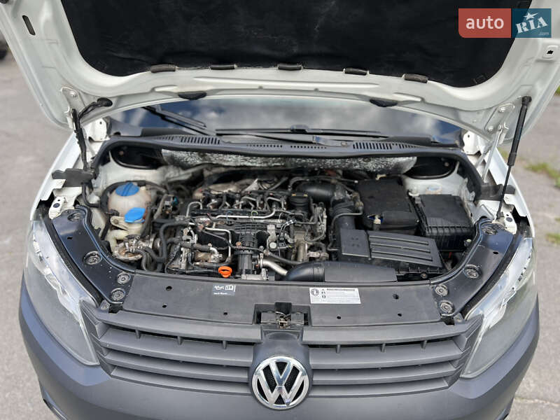 Минивэн Volkswagen Caddy 2010 в Славуте