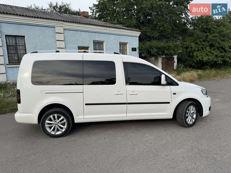 Минивэн Volkswagen Caddy 2014 в Хмельницком