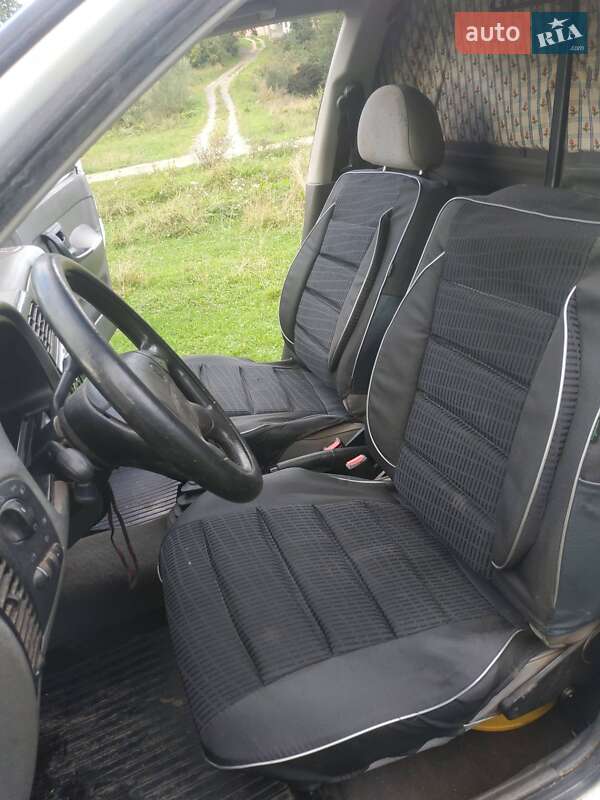 Пикап Volkswagen Caddy 1998 в Львове