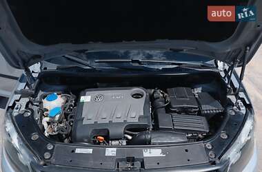 Минивэн Volkswagen Caddy 2011 в 
