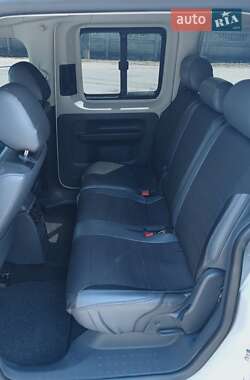 Минивэн Volkswagen Caddy 2011 в 